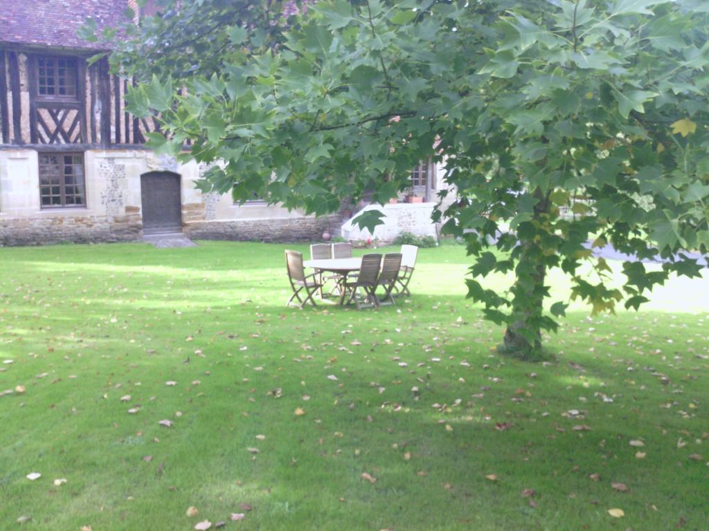 Manoir Du Val Harangt Bed & Breakfast Mardilly Room photo
